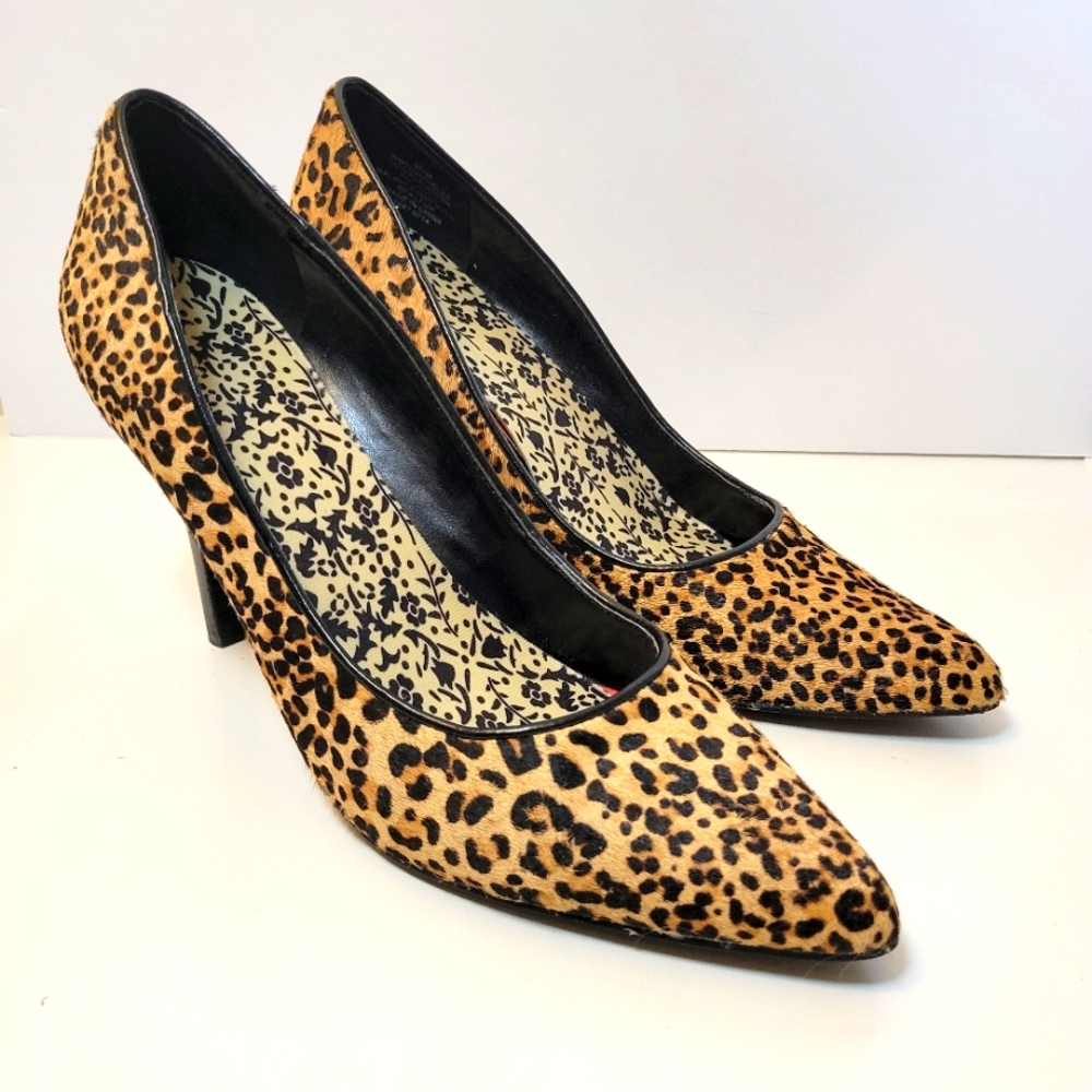 Nine West  Gwendle Cow Fur Pumps - Leopard Print Size 8 1/2